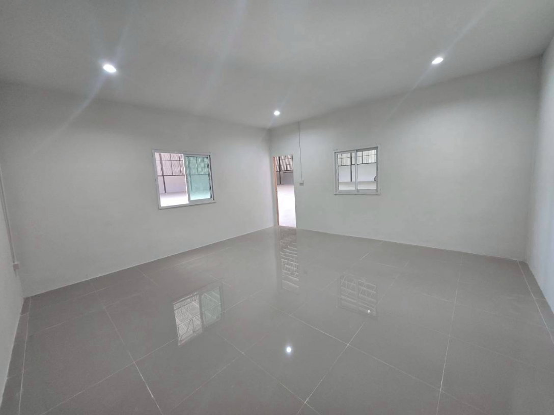 รูป ให้เช่า โรงงาน โกดังใหญ่ คลังสินค้า ขนาดเริ่มต้น 100 ตร.ม. ถึง 8,000 ตร.ม. แถวแคราย คลองมะเดื่อ นาดี บางน้ำจืด จ.สมุทรสาคร   - รูปที่ 7/14