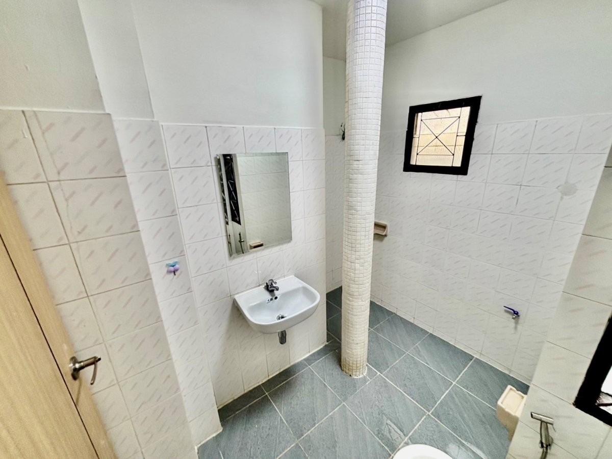 รูป 🏠 ให้เช่า บ้านเดี่ยว 1 ชั้น หมู่บ้านเรือนสุข ต.นาป่า อ.เมืองชลบุรี - รูปที่ 2/17