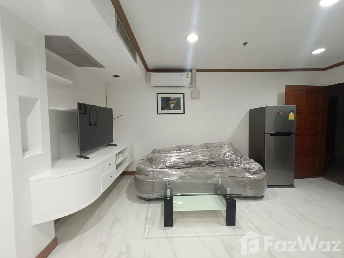 picture 2 Bedroom Condo for rent at Witthayu Complex 6174172 - 1/11