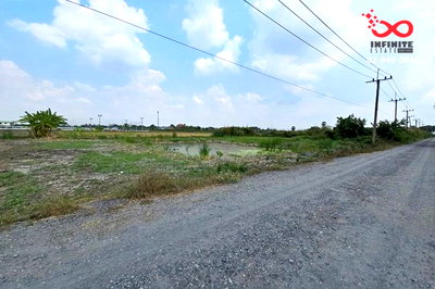 ที่ดิน ถนนรามอินทรา : ขายที่ดินเปล่า 1 ไร่เศษ ถนนร่วมพัฒนา ลำต้อยติ่ง หนองจอก