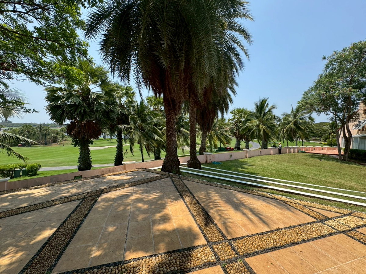 รูป ขายบ้าน 3 ห้องนอน พร้อมเฟอร์นิเจอร์ ใน Amata Spring Country Club ติดสนามกอล์ฟ พร้อมพื้นที่สวนรอบบ้าน  - รูปที่ 20/27