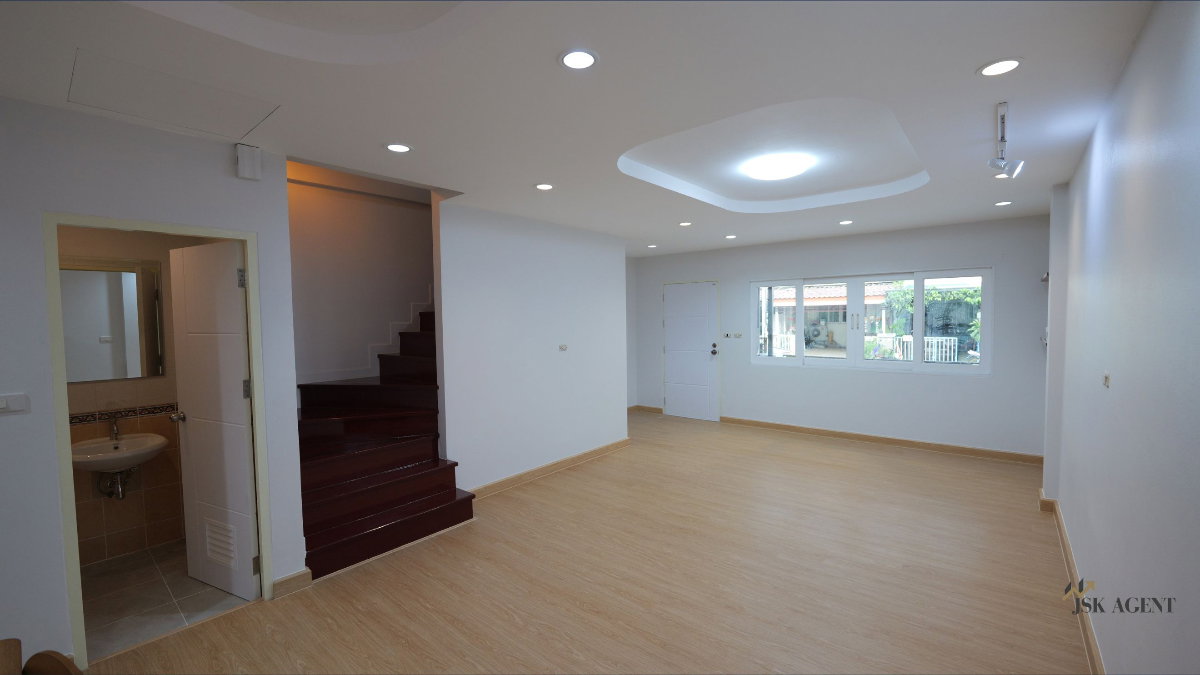 รูป ขายด่วน🔥ทาวน์เฮาส์ 2 ชั้น 3 ห้องนอน  ✨ รีโนเวทใหม่ทั้งหมด ✨ - รูปที่ 10/18