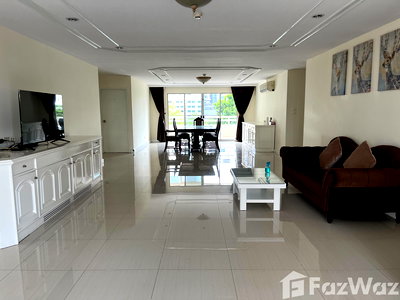 Condos for rent : 3 Bedroom Condo for rent at Regent On The Park 1 1905755
