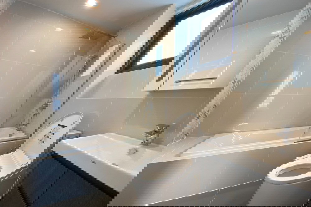 รูป 🔥 สำหรับขาย !! วิวแม่น้ำ, ห้องมุม, ชั้นสูง 26++!! 🔥 Code C20251000035..........Oka Haus, 2 ห้องนอน, 2 ห้องน้ำ, แต่งครบ, ราคาพิเศษ!!📣📣 - รูปที่ 8/9