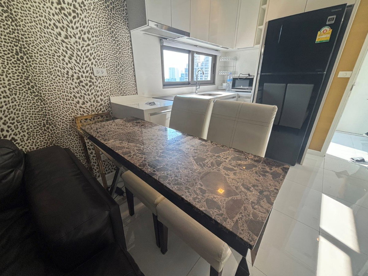 picture 1Bed 1Bath, 39th floor, 39 sqm, Nara9 Sathon Narathiwat, BTS Chongnonsi - 13/16