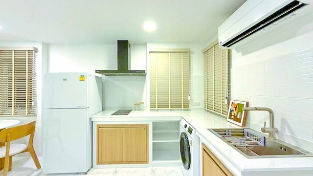 รูป ซีคอนสแควร์ ศรีนครินทร์ ถ.อ่อนนุช50-54 ใกล้ MRT ศรีนครินทร์38 1.2กม. ทาวน์โฮม 3 ชั้น 3นอน 4 น้ำ สไตล์โมเดิร์น แต่งครบ 27ตร.ว. 320ตร.ม - รูปที่ 3/8