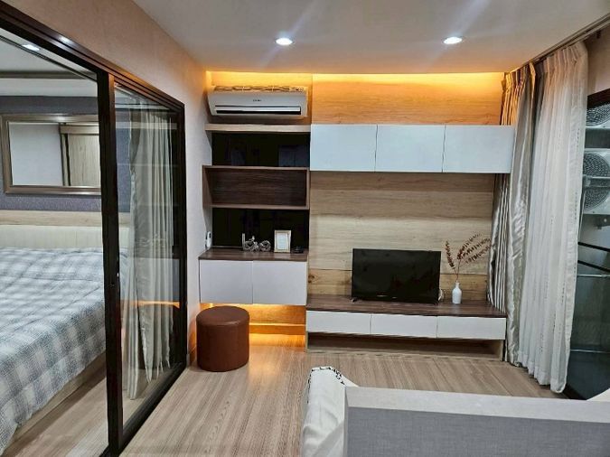 ขาย Airport Home Condo ใกล้สนามบินเชียงใหม่ เหมาะกับการลงทุนสภาพแวดล้อมดี มีเซเว่น
อยู่หน้าโครงการ