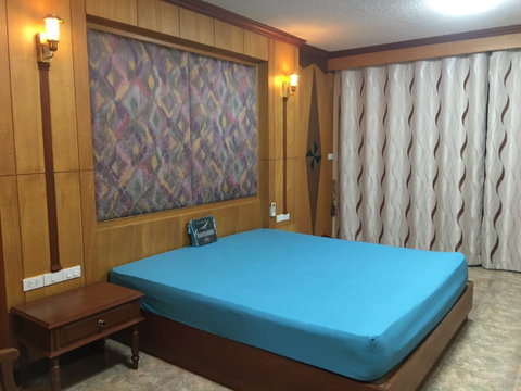 P-125089 ห้องสวย วิวเมือง! ศรีวรา แมนชั่น ใกล้ MRT 8,500 บาท | Line Id: @easycondoplus | 099-229-6397