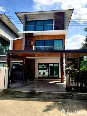 Houses for rent Crystal Design Center : 4 Bedroom House for rent at Supalai Essence Ladprao 6167844