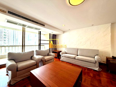 Apartment building for rent Sukhumvit Road : Spacious 3 Bedroom Apartment For Rent in Phrom Phong Area - BR21368AP