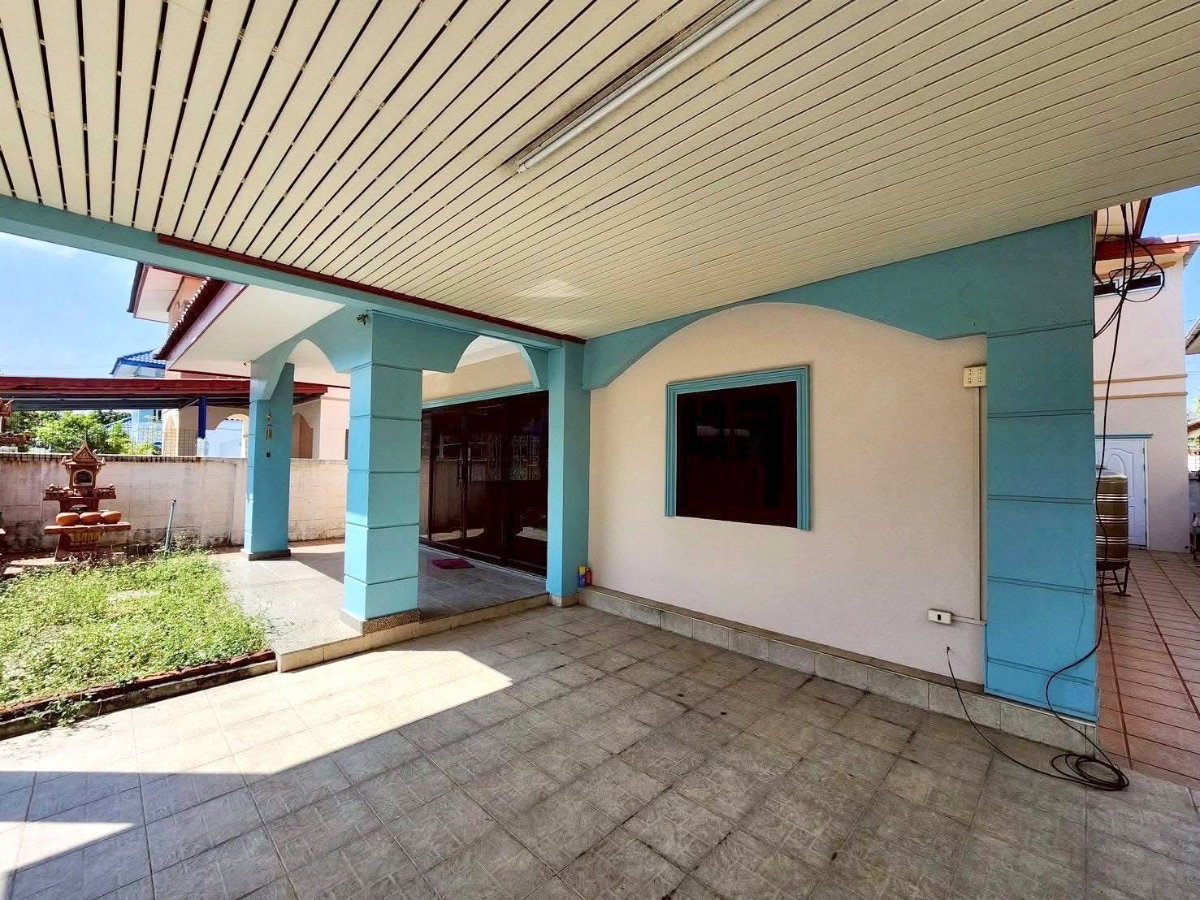 รูป ปล่อยเช่า‼️บ้านเดี่ยว มบ.ช.รุ่งเรือง 6 ขนาด 54 วา 4 ห้องนอน 3 ห้องน้ำ จอดรถได้ 2 คัน บางบัวทอง นนทบุรี - รูปที่ 4/20