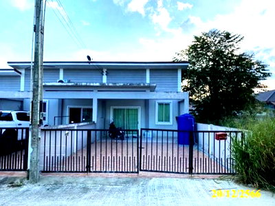 Townhouses for sale Pluak Daeng Rayong : TOWN HOUSE 37.8 Sq.w. Pluak Daeng Rayong for 1.9M