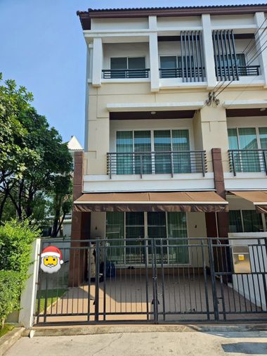 3-bed townhouse for rent, 25 sq wah, Baan Kang Mung Kaset - Navamin