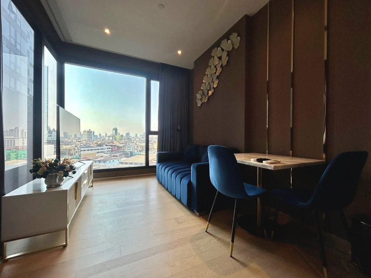 รูป ปล่อยเช่าคอนโด Ashton Asoke – Rama 9 🌿 วิวสวน เงียบ เป็นส่วนตัว 🍃 ใกล้ MRT พระราม 9 🚆 เฟอร์นิเจอร์ครบ พร้อมเข้าอยู่ทันที 🔑✨ - รูปที่ 6/7