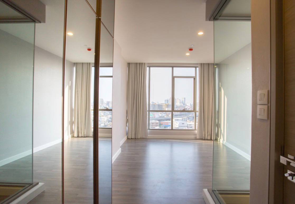 picture The Room Rama 4【𝐒𝐄𝐋𝐋 & 𝐑𝐄𝐍𝐓】🔥Sleek design, spacious area, practical to use🔥 Contact Line ID: @hacondo - 6/9