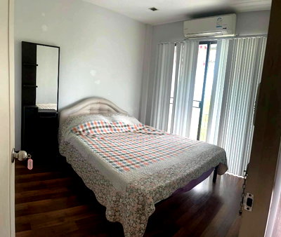 Townhouses for rent Bangkok : Rent out the Eco Space 2 townhome at Kaset-Nawamin, fully furnished with electrical appliances and air conditioning in every room 