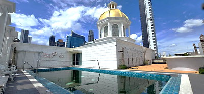 เช่าอาคารพาณิชย์ ถนนรัชดาภิเษก : อาคารตกแต่งสวยหรูหราพร้อมลิฟท์ สภาพดี ให้เช่า ใจกลางทองหล่อ ** NO CO-AGENT **