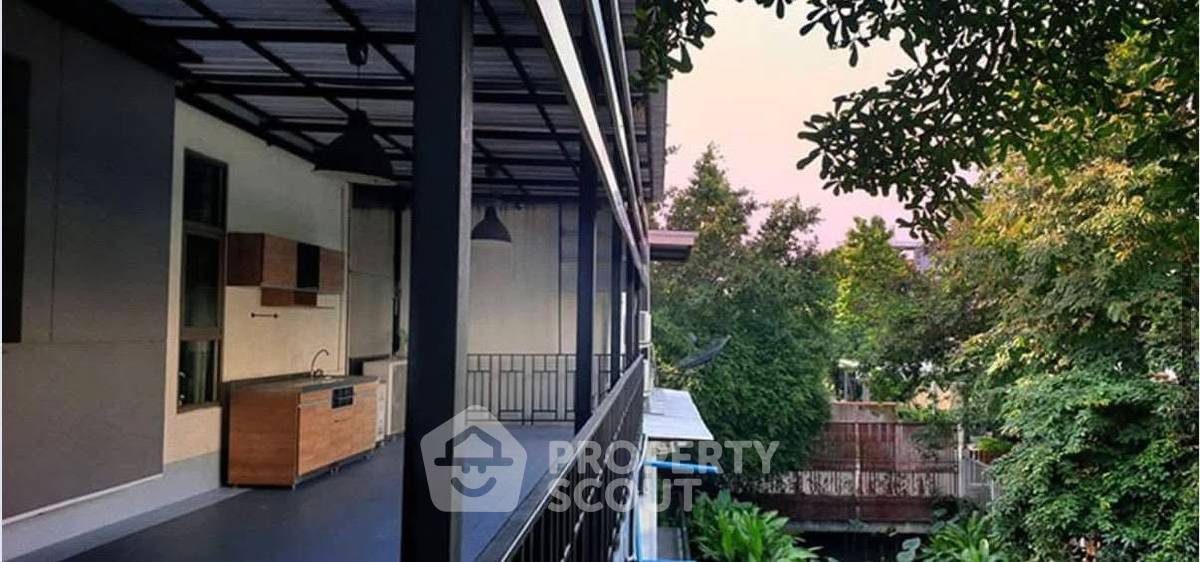 picture 3-BR Condo at Modern Town near BTS Thong Lor (ID 2796226) - 15/15