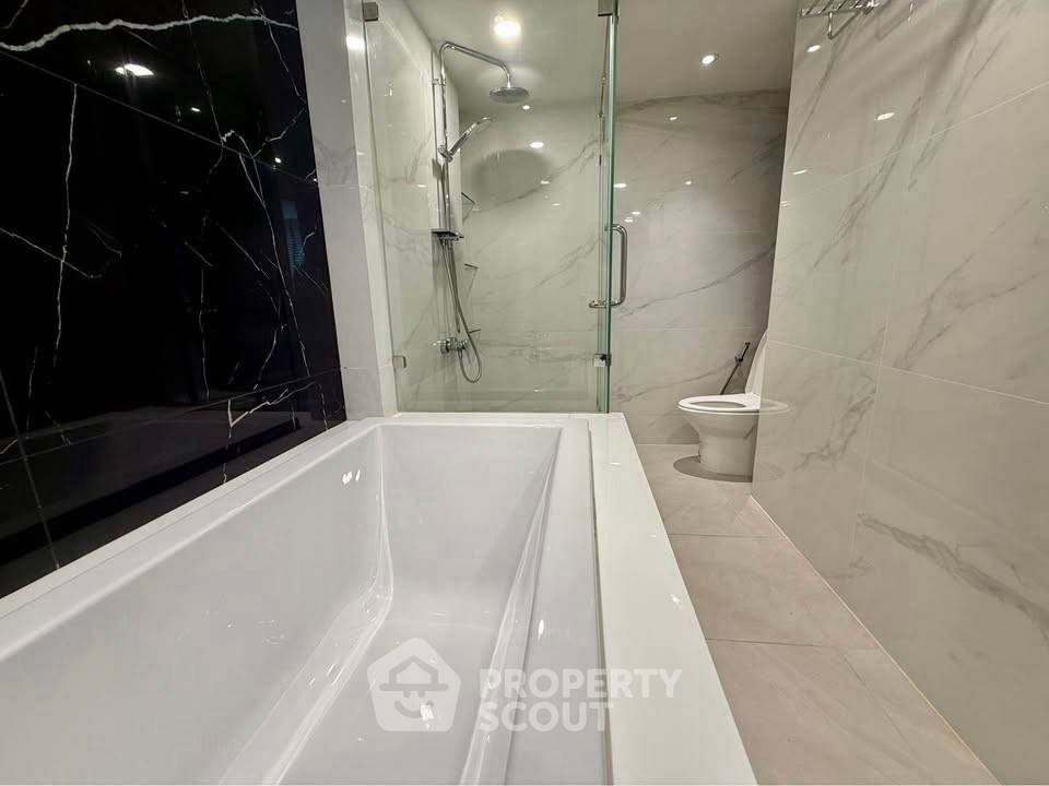 รูป คอนโด 4-ห้องนอน ที่ เพรสซิเดนท์ ปาร์ค คอนโดมิเนี่ยม ใกล้ MRT ศูนย์การประชุมแห่งชาติสิริกิติ์ (ID 2793733) - รูปที่ 3/15