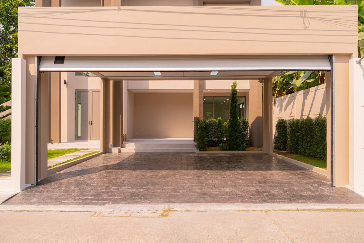 รูป R136 🔥🔥 HOT DEAL! บ้านเดี่ยวหรู ลาดพร้าว 71 ลด 1 ล้าน เหลือ 22.9 ลบ. ใกล้ Central EastVille - รูปที่ 2/20