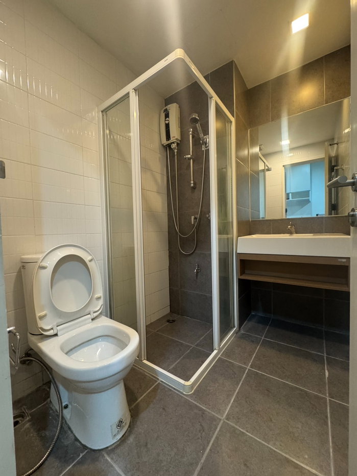 รูป ให้เช่า เอชทู สโตน คอนโด รามอินทรา21 H2 Stone Condo Ramindra 21 เฟอร์ไฟฟ้าครบ มีเครื่องซักผ้า รีโนเวททาสีใหม่ทั้งห้อง พร้อมอยู่ ปลายเดือน เมย - รูปที่ 11/12