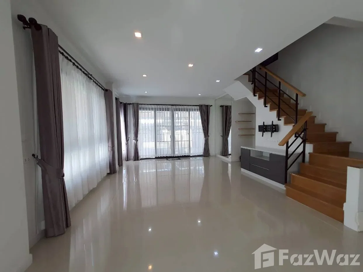 รูป บ้าน 3ชั้นให้เช่า Supalai Essence ลาดพร้าว 107 พร้อมเข้าอยู่ 6167844 - รูปที่ 2/44