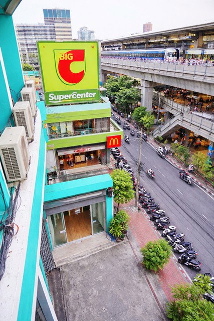 รูป อาคารพาณิชย์ 3 ชั้น ฟังก์ชันครบ 2 นอน 2 น้ำ ใกล้รพ.วิมุต 850 ม. 190 ตร.ม. ทำเลวิภาวดีรังสิต เหมาะทำออฟฟิศ หรือค้าขาย - รูปที่ 1/8