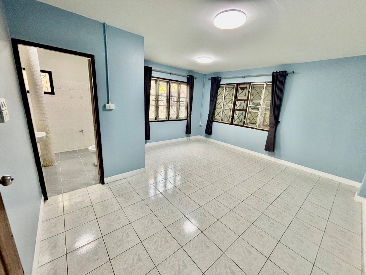 รูป 🏠 ให้เช่า บ้านเดี่ยว 1 ชั้น หมู่บ้านเรือนสุข ต.นาป่า อ.เมืองชลบุรี - รูปที่ 8/17