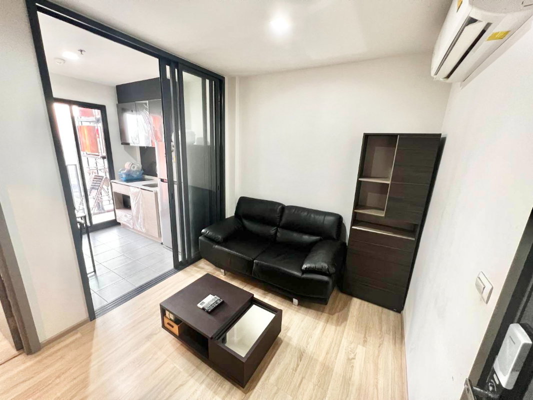 รูป *** ให้เช่าคอนโด :  เดอะเบส การ์เด้น-พระราม9  ห้องสวย ชั้นสูง เฟอร์ครบ วิวไม่บล็อค (The Base Garden-Rama9 ) ***  - รูปที่ 6/10