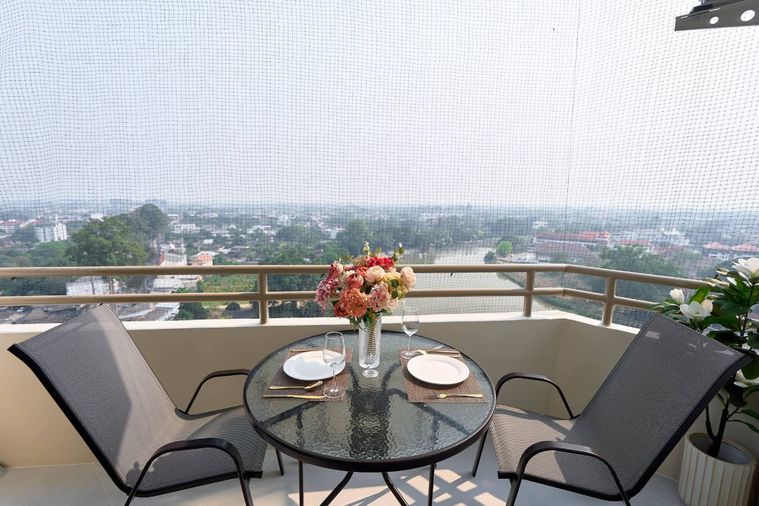 CHINGMAI Riverside Condo For Sale! 2bed,Nonghoi market 
