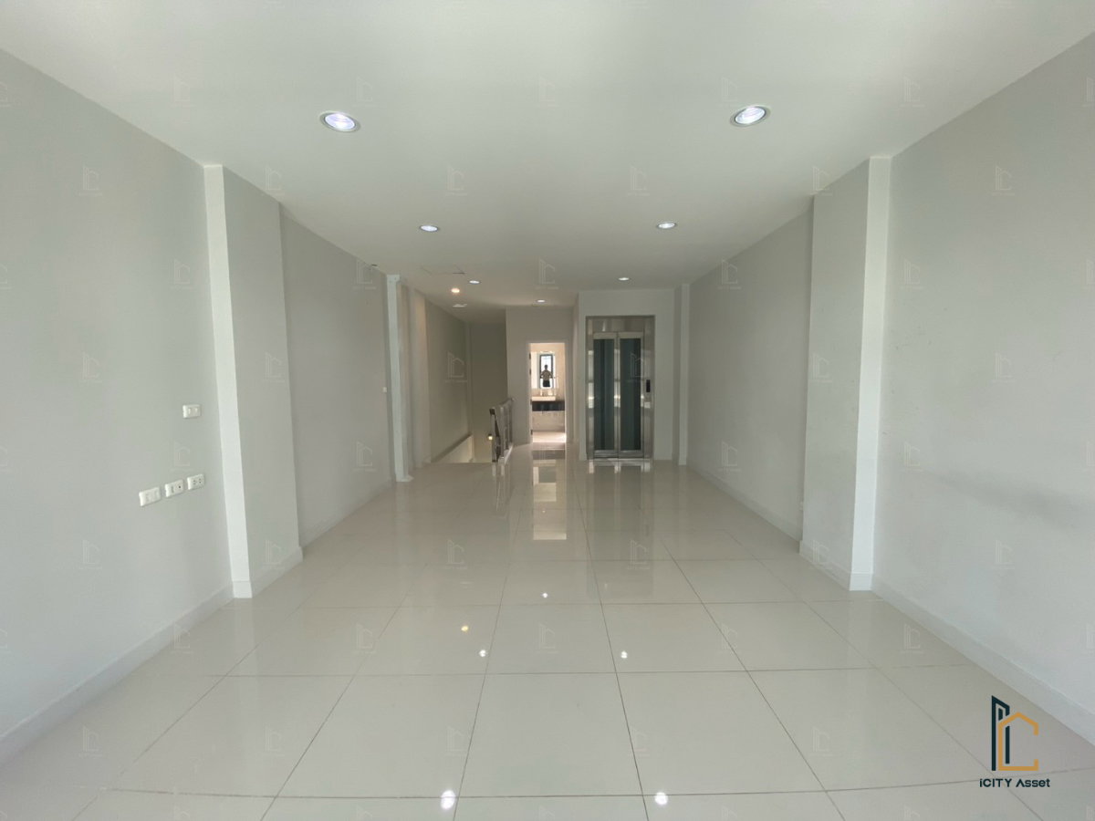 รูป 🔥For Rent!! ready to move-in 4 bath 85k - The Master @BTS Onnut 2 📞Call 090 919 9898 - รูปที่ 14/15