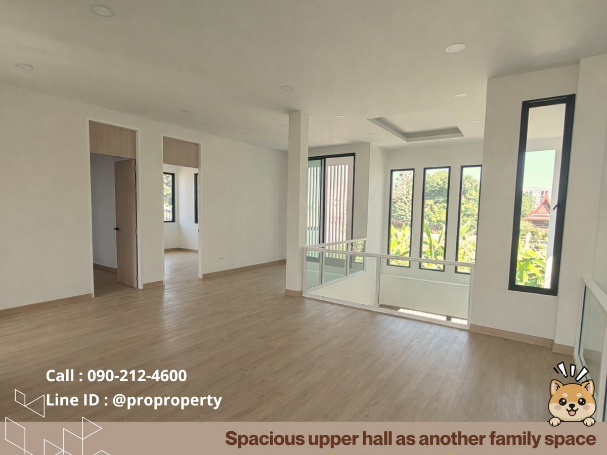 picture Custom-built detached house for rent in a prime location in the Ratchadaphisek 32 area. - 6/9