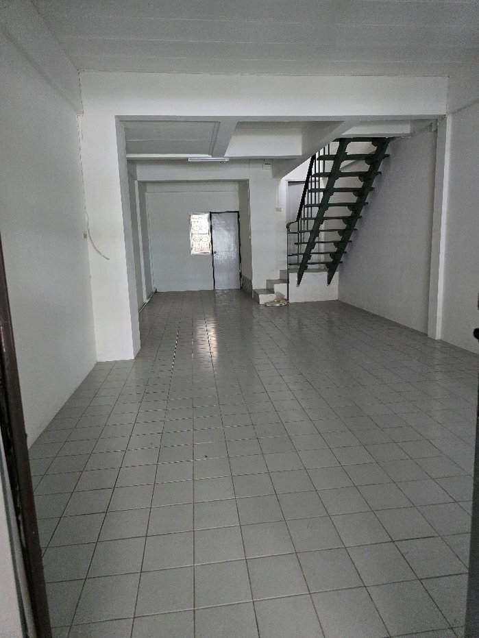 รูป 🏡 ประกาศขายบ้าน หมู่บ้านแฟมิลี่ปาร์ค นาป่า - รูปที่ 3/11