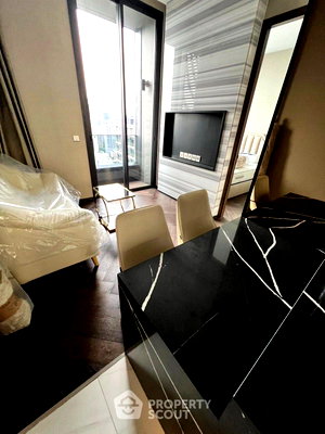 Condos for rent : 1-BR 38 Sqm At The Esse Sukhumvit 36, 70m to BTS Thong Lor (ID 2786501)