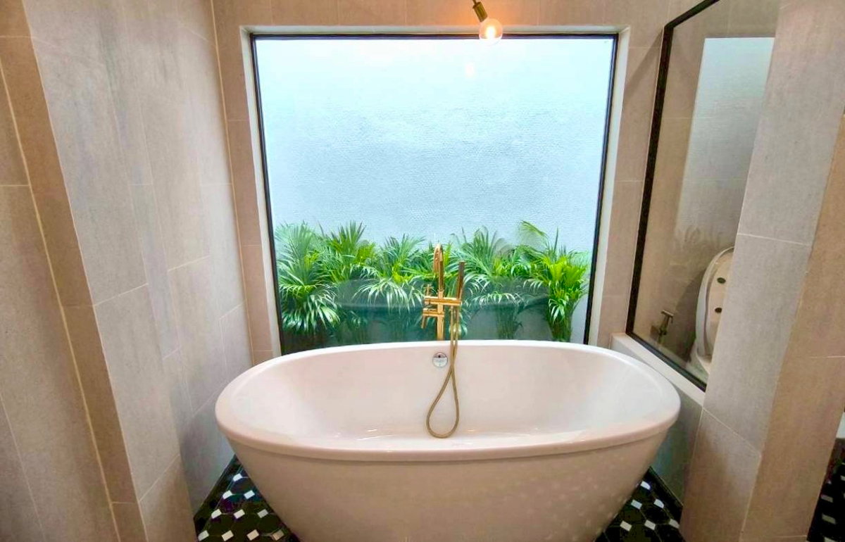 รูป 🏊ขาย Pool Villa อ่อนนุช 17 จอดรถได้เยอะมาก 6 คัน และรอบบ้านอีก 5 คัน จะเป็นออฟฟิตหรืออยู่อาศัยก็เหมาะ - รูปที่ 16/16