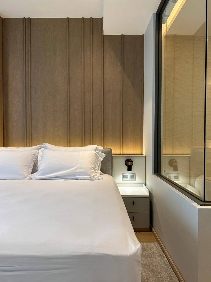 รูป พร้อมเช่า เดอะ สแตรนด์ ทองหล่อ 1 ห้องนอน 1 ห้องน้ำ ตกแต่งเฟอร์นิเจอร์ครบ! พร้อมเข้าอยู่!! - รูปที่ 12/20