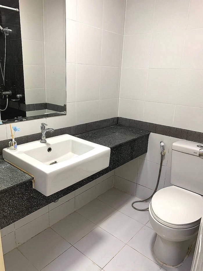 รูป ให้เช่าคอนโด A SPACE อโศก-รัชดา ห้องสตูดิโอ 25 ตรม. / เฟอร์นิเจอร์และเครื่องใช้ไฟฟ้าครบชุด / ใกล้รถไฟฟ้าใต้ดิน MRT พระรามเก้า / ค่าเช่า 9,000 บาท - รูปที่ 8/18