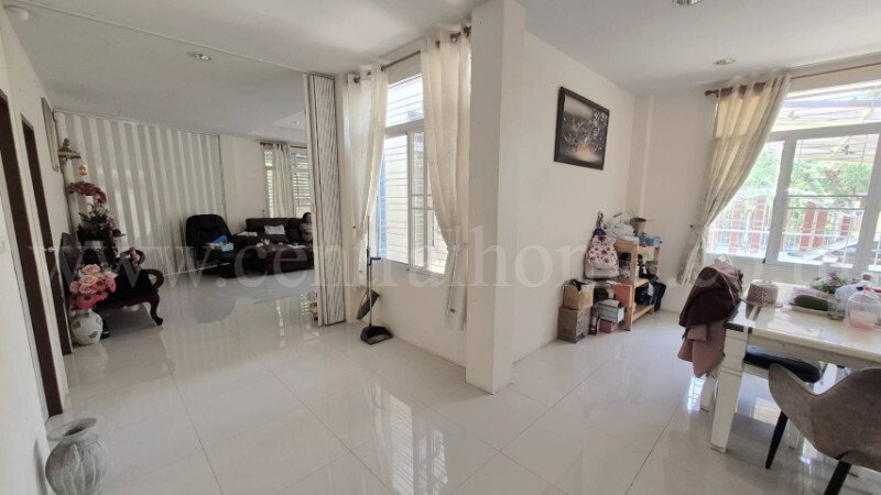 รูป บ้านเดี่ยว 2 ชั้น พร้อมที่ดิน 102 ตารางวา ถนนสุขุมวิท - รูปที่ 16/30