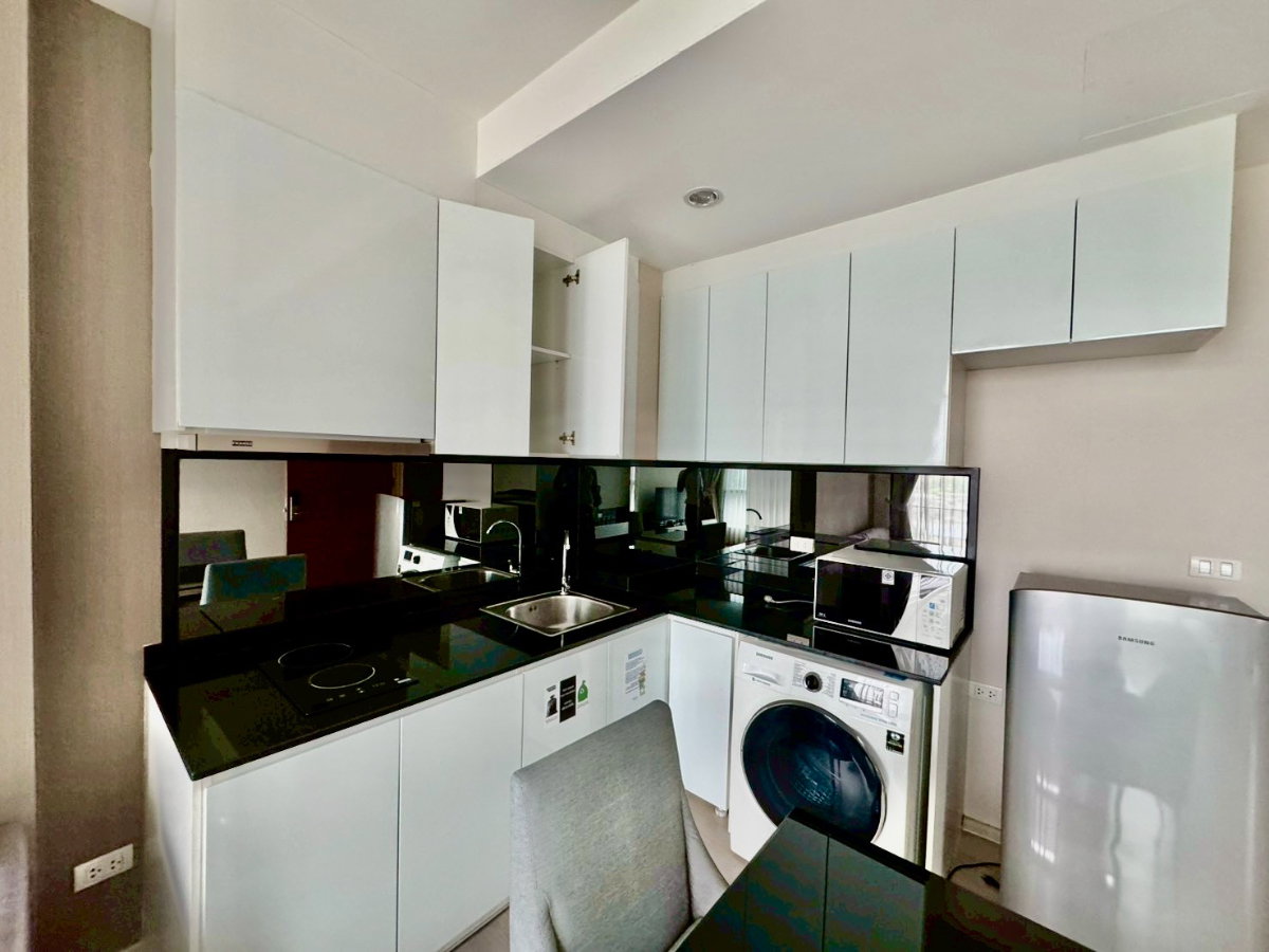 รูป ขาย อัพ เอกมัย เฟอร์นิเจอร์ครบ ใกล้ BTS เอกมัย - รูปที่ 3/7