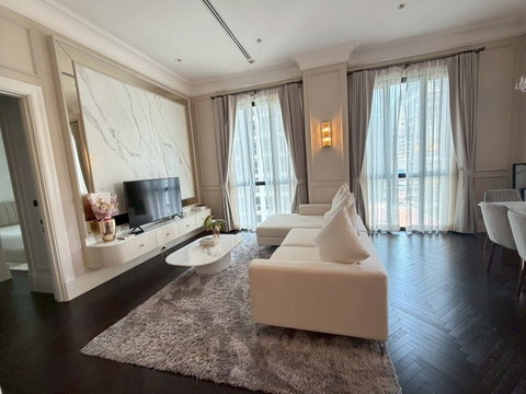 Luxury Condo for Rent Phloen Chit | City Lifestyle Luxury | Near BTS Phloen Chit | 300,000 THB/Month | คอนโดหรูให้เช่า เพลินจิต ไลฟ์สไตล์เมือง หรูหรา ใกล้ BTS เพลินจิต 300,000 บาท/เดือน – LTHC14905