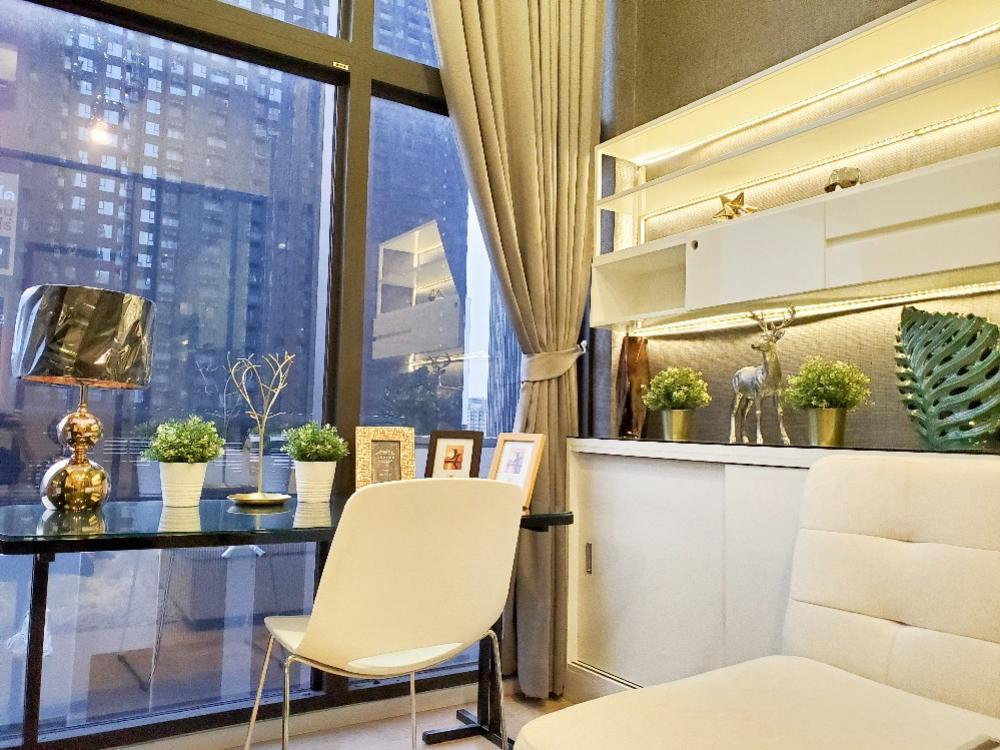 picture 🔥 Best value! Chewathai Residence Asoke: High ceilings, spacious and airy, comfortable living, close to MRT Phetchaburi - 12/17