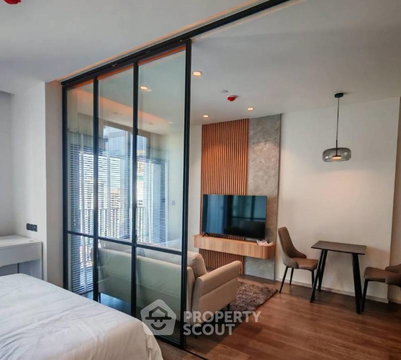 1-BR Condo at Muniq Sukhumvit 23 near MRT Sukhumvit (ID 2766464)