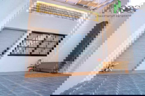 ให้เช่า ทาวน์โฮมรีโนเวทใหม่ เลี้ยงสัตว์ได้ ใกล้ BTS สถานีพระโขนง (SPSSR164)