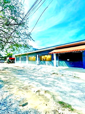 เช่าอาคารพาณิชย์ บิ๊กซี ฉะเชิงเทรา : เทศบาลเมืองฉะเชิงเทรา 400 ม. ลดราคาครั้งที่3 ให้เช่า ร้านค้า หรือออฟฟิศ 60ตร.ม. โรบินสัน บิ๊กซี ฉะเชิงเทรา ติดถนน เหมาะทำออฟฟิศ 1 นอน