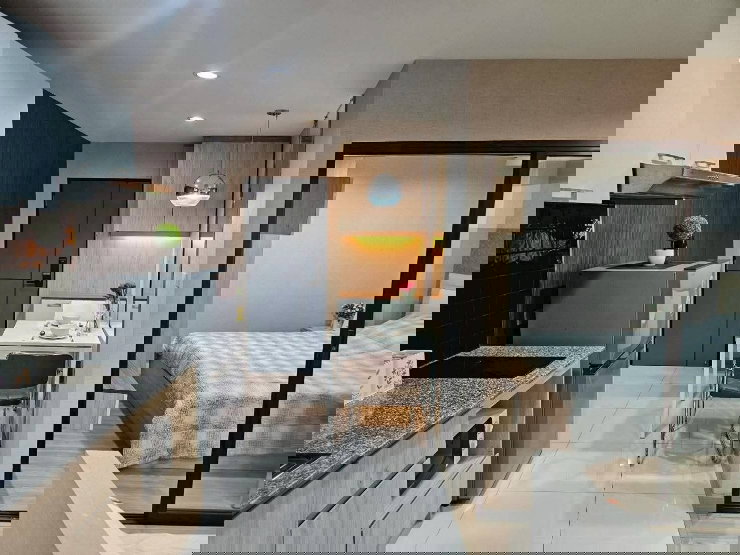 รูป ขาย Airport Home Condo ใกล้สนามบินเชียงใหม่ เหมาะกับการลงทุนสภาพแวดล้อมดี มีเซเว่น
อยู่หน้าโครงการ - รูปที่ 14/16