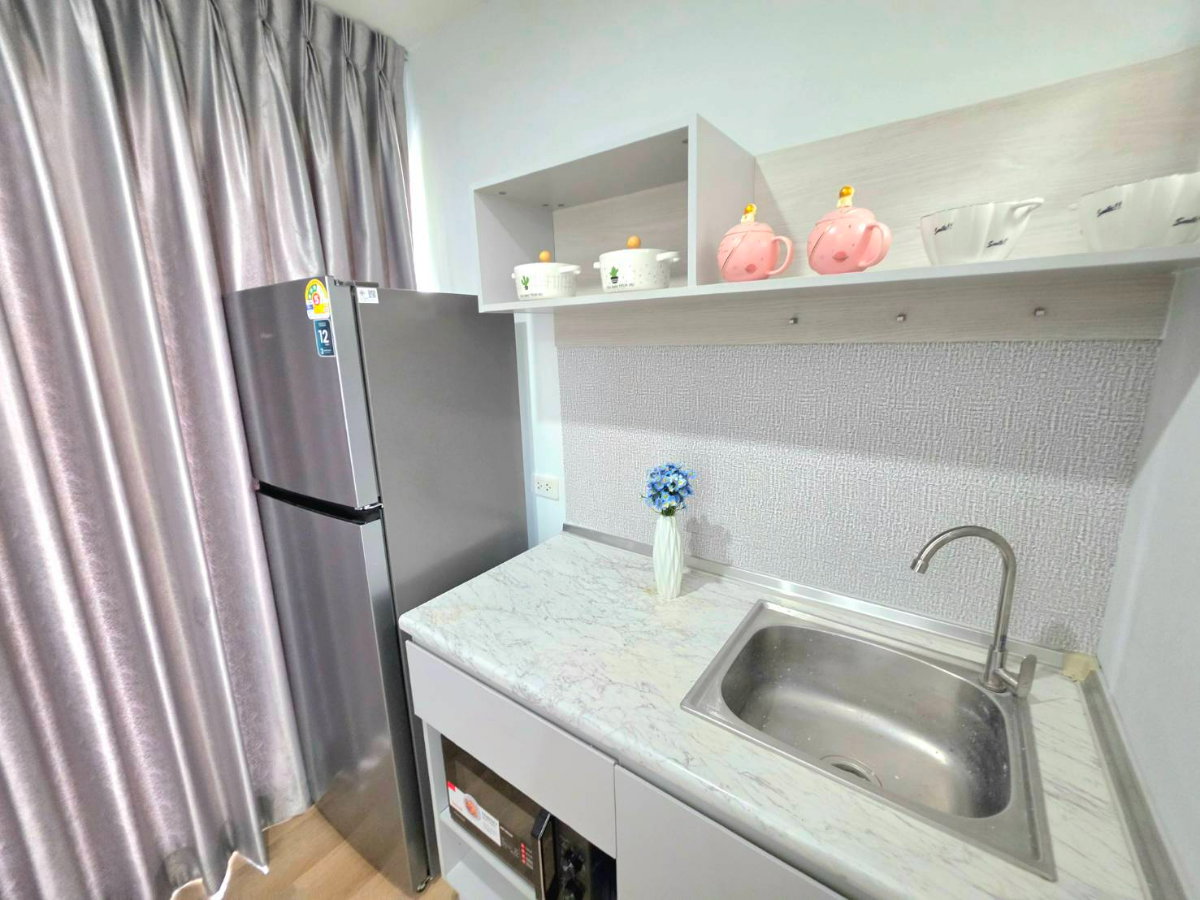 picture Room for sale  v condo Ladkrabang - 13/31