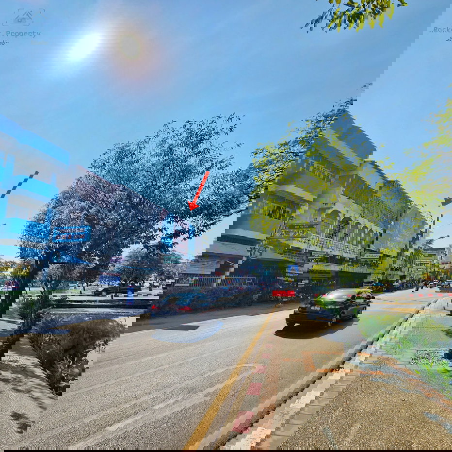 รูป ด่วน ! อาคารพาณิชย์ทำเล หายาก ติดถนนคูเมือง แหล่งท่องเที่ยวยอดนิยมสำหรับต่างชาติ เหมาะลงทุน Hostel / Boutique Hotel / Mixed-use / คาเฟ่ / คลินิก - รูปที่ 3/17