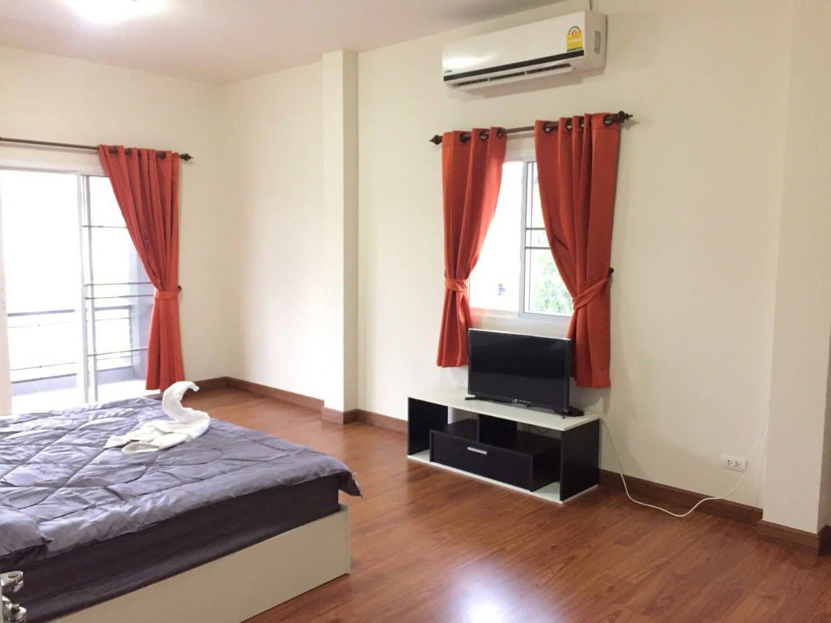 รูป ปล่อยเช่าบ้านเดี่ยว 2 ชั้น โครงการกุลพันธ์วิลล์ 16 (The Bliss) ใกล้สนามบินเชียงใหม่ (R1035) T.0946511456 - รูปที่ 11/12