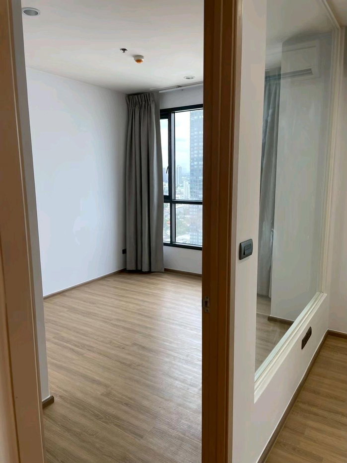 รูป ST507/ขายด่วน Fuse Sathorn-Taksin คอนโด High Rise วิวสวย ห้องรีโนเวทใหม่ 100 เมตรถึง BTS วงเวียนใหญ่ - รูปที่ 8/11