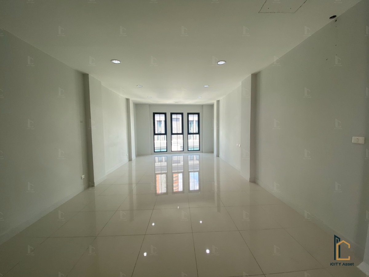 รูป 🔥For Rent!! ready to move-in 4 bath 85k - The Master @BTS Onnut 2 📞Call 090 919 9898 - รูปที่ 13/15